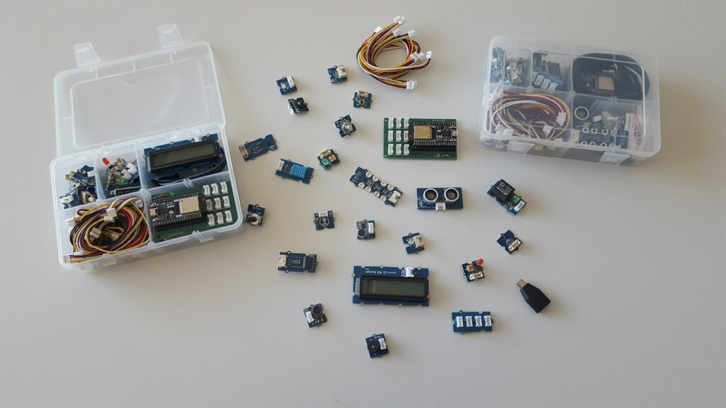 Ein IoT Kit mit einem Raspberry Pi und diversen Sensoren und Aktoren